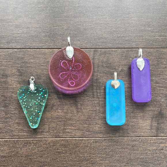 Necklace Pendant Charms, Handmade Jewellery Bundle, Sparkles - Picture 4 of 4